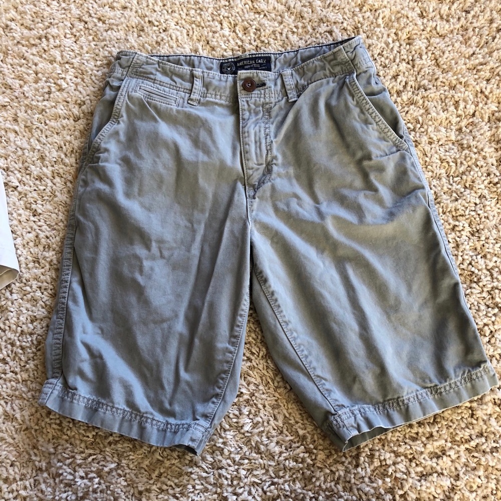 American Eagle men’s shorts